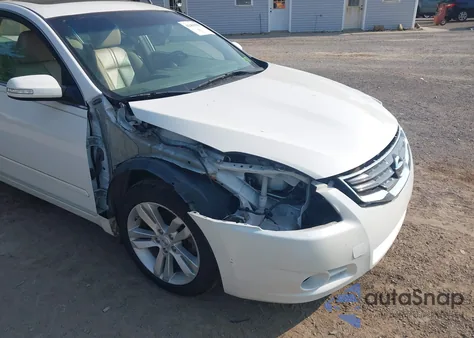 2011 Nissan Altima 3.5 Sr from USA, damaged, VIN 1N4BL2AP5BN435860